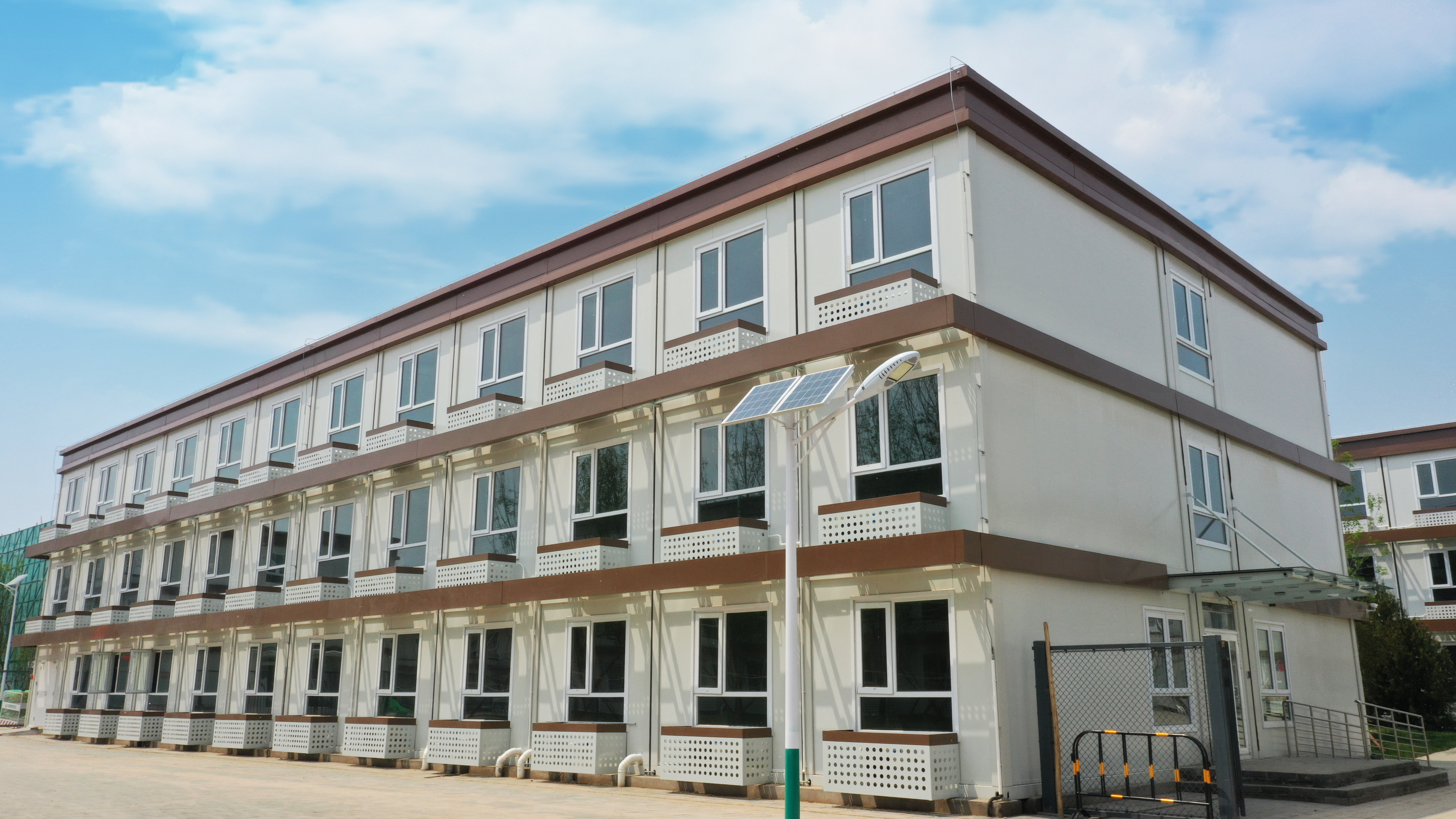 集装箱房寿命对比：租房 VS 买房哪个更划算